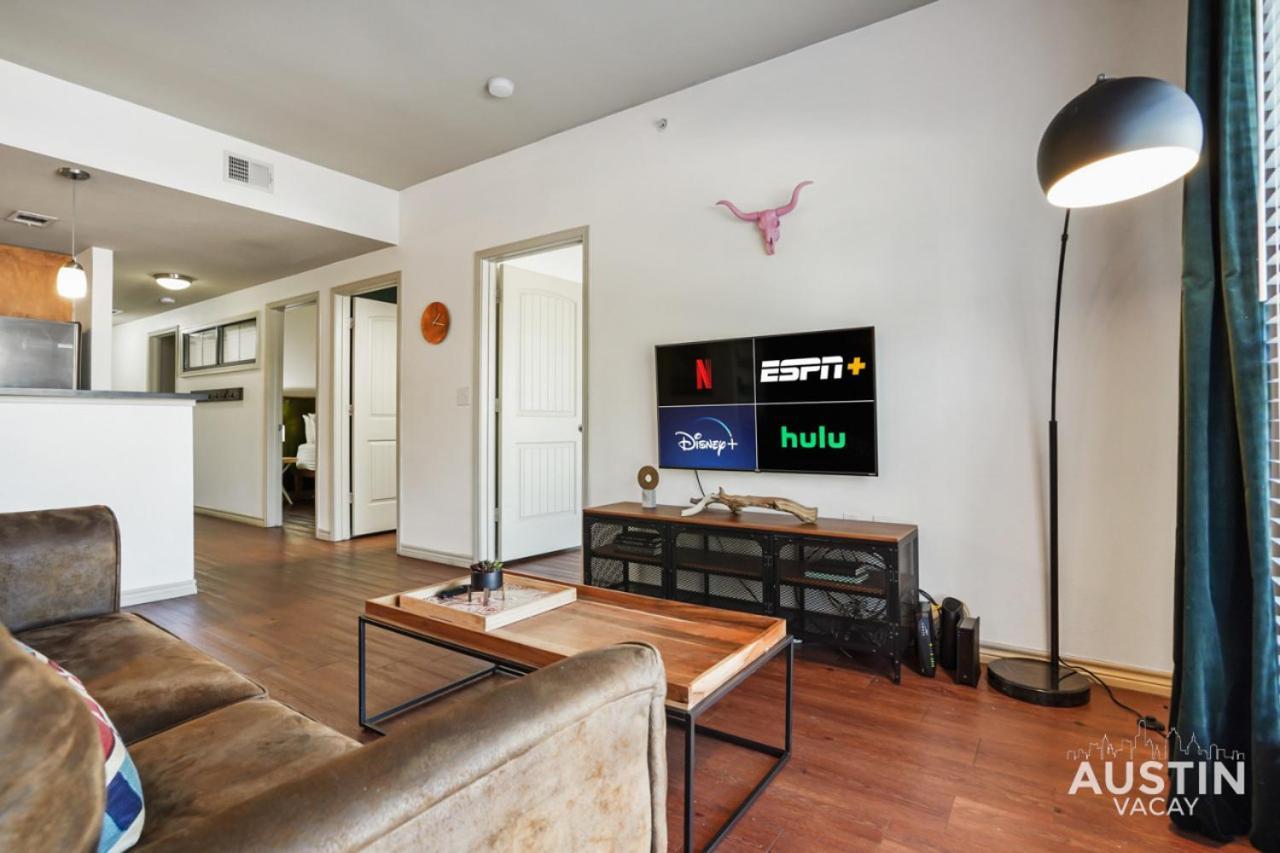 Apartamento Stylish 4Br With Smart Tv And Free Garage Parking Austin Exterior foto