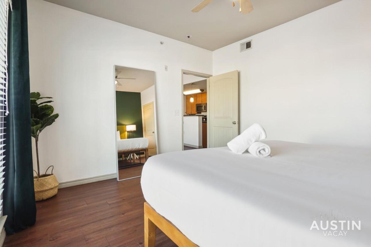 Apartamento Stylish 4Br With Smart Tv And Free Garage Parking Austin Exterior foto