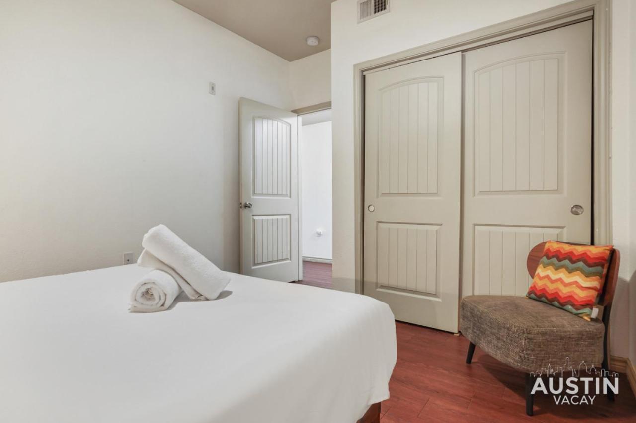 Apartamento Stylish 4Br With Smart Tv And Free Garage Parking Austin Exterior foto